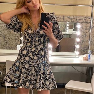 🧿 SANDRO  Audry dress nwt price is firm  !!